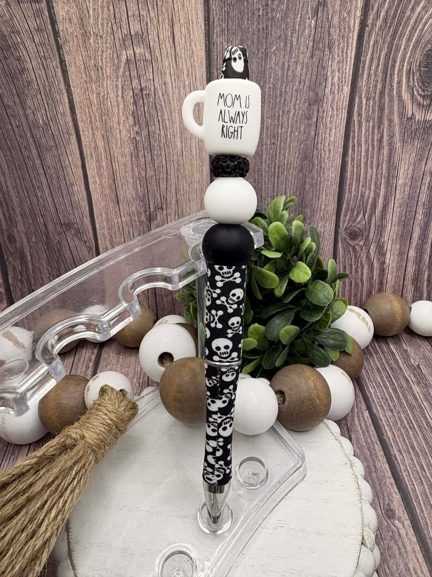 Mom Is ALWAYS Right Beaded Ink Pen