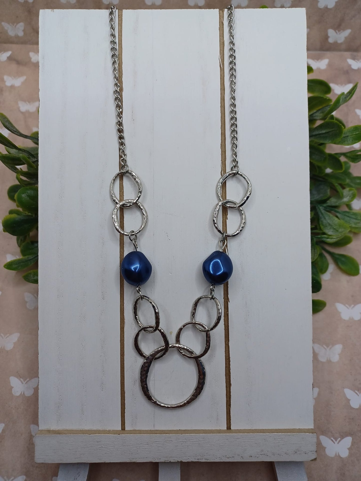 Silver Necklace w/ Silver Circles & Deep Blue Pearl Style Beading