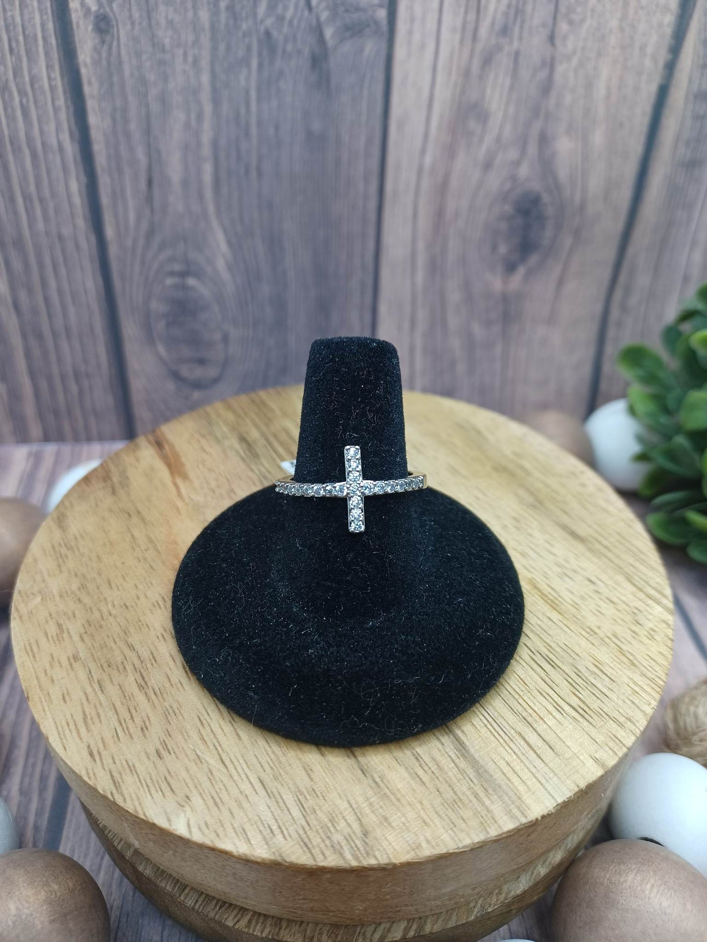 Silver Cross Design Ring w/ White Rhinestones - Size 8