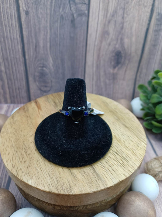Gunmetal Style Ring w/ Blue Rhinestones & Black Heart Rhinestone - Size 9.5