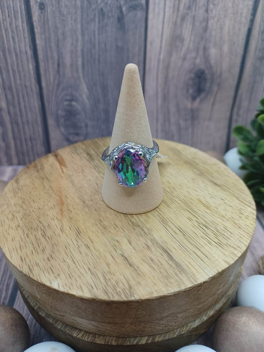 Silver Ring w/ Green & Purple Oil Spill Rhinestone - Size 7.5