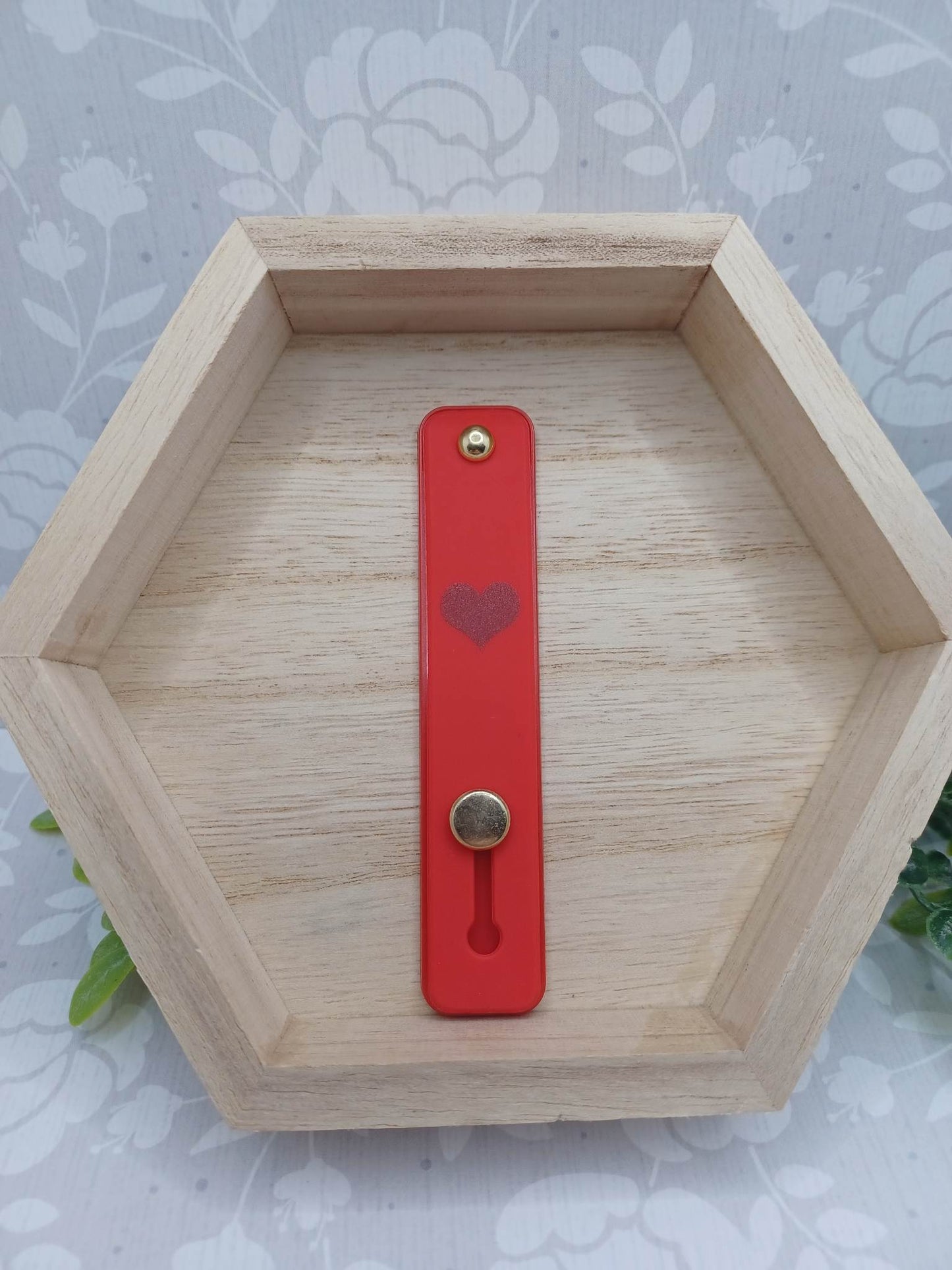 Red w/ Heart Strip Mobile Phone Accessory