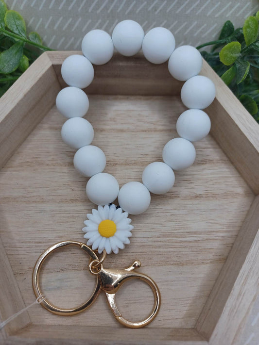 White Beaded Wristlet w/ Daisy Bead