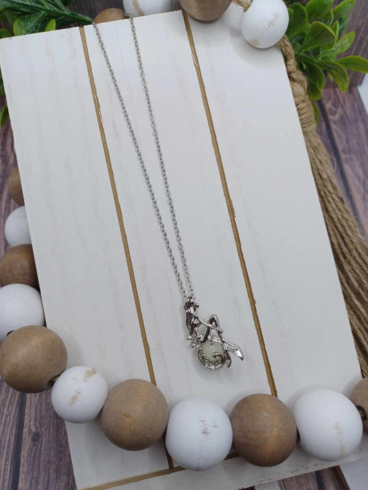 Mermaid Necklace - Glows in the Dark