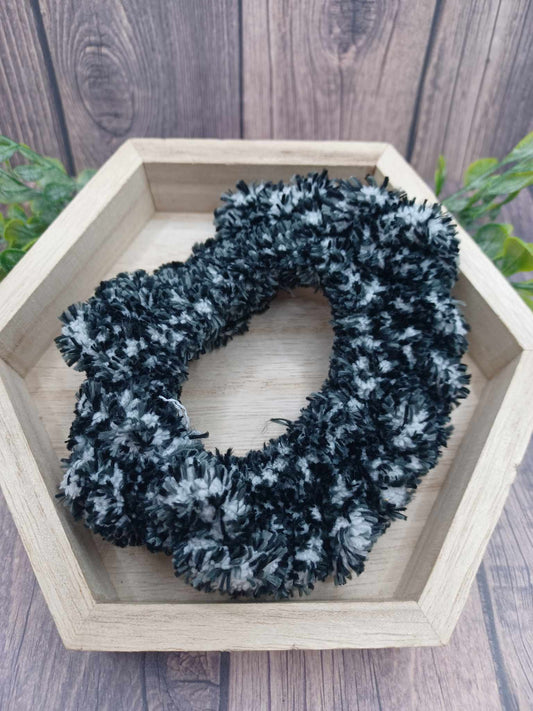 White & Grey Knitted Hair Scrunch