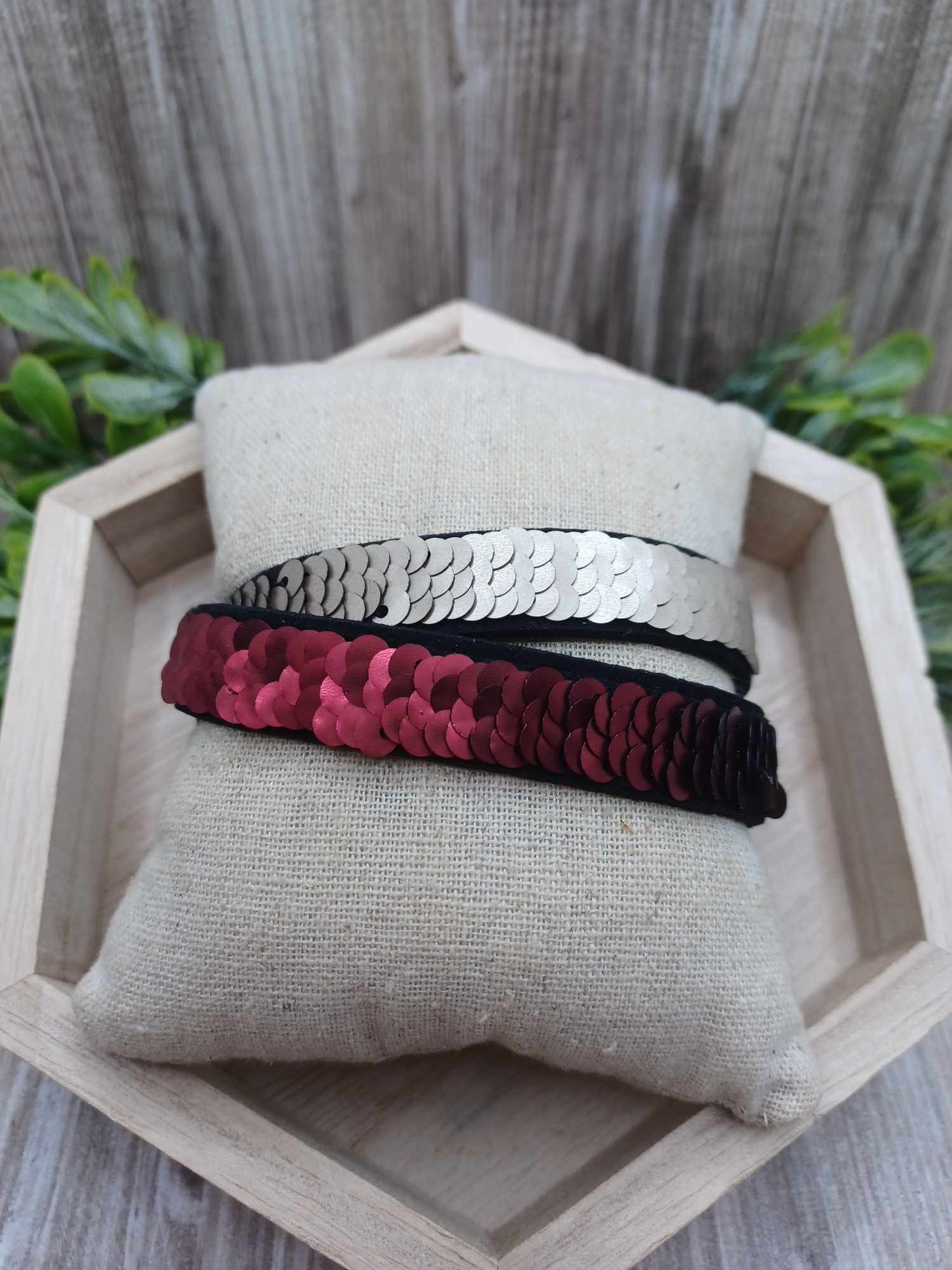 Double Wrapped Snap Style Bracelet w/ Gold & Red Sequin Style