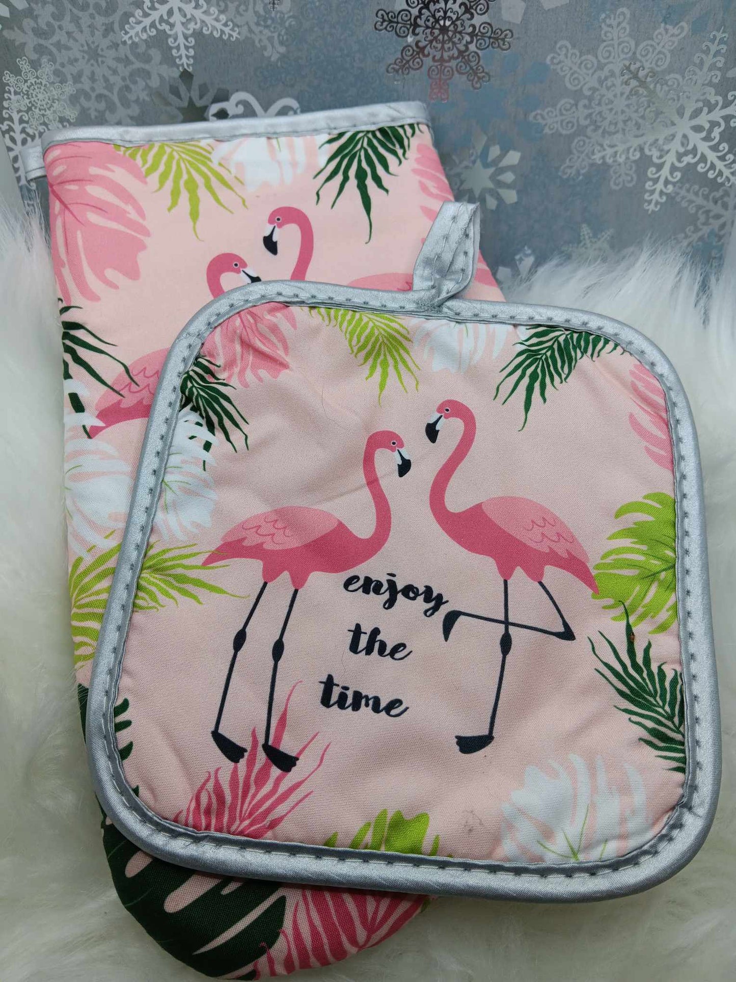 Flamingo Oven Mit & Hot Pad Set