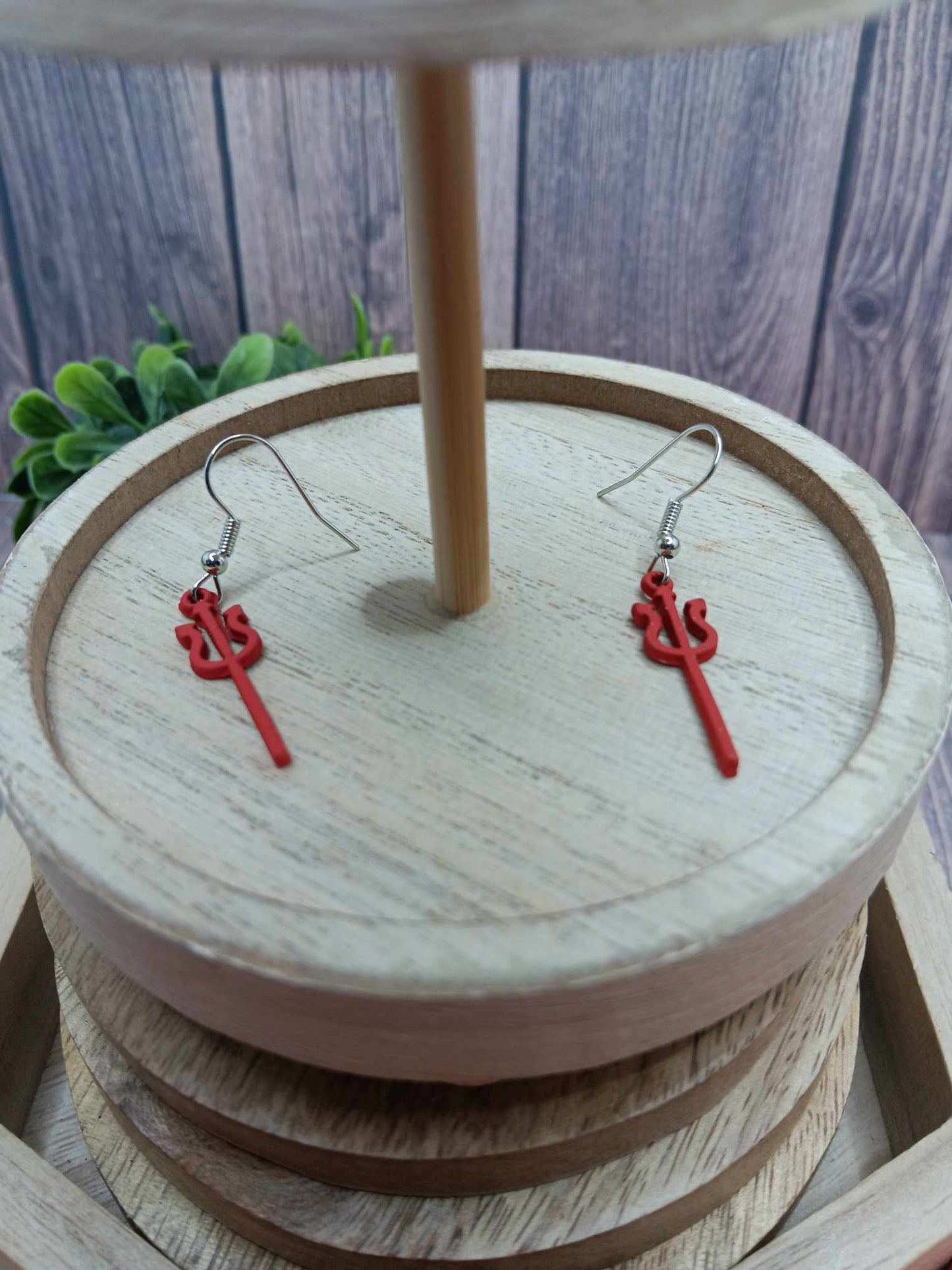 Dainty Pitchfork Earrings