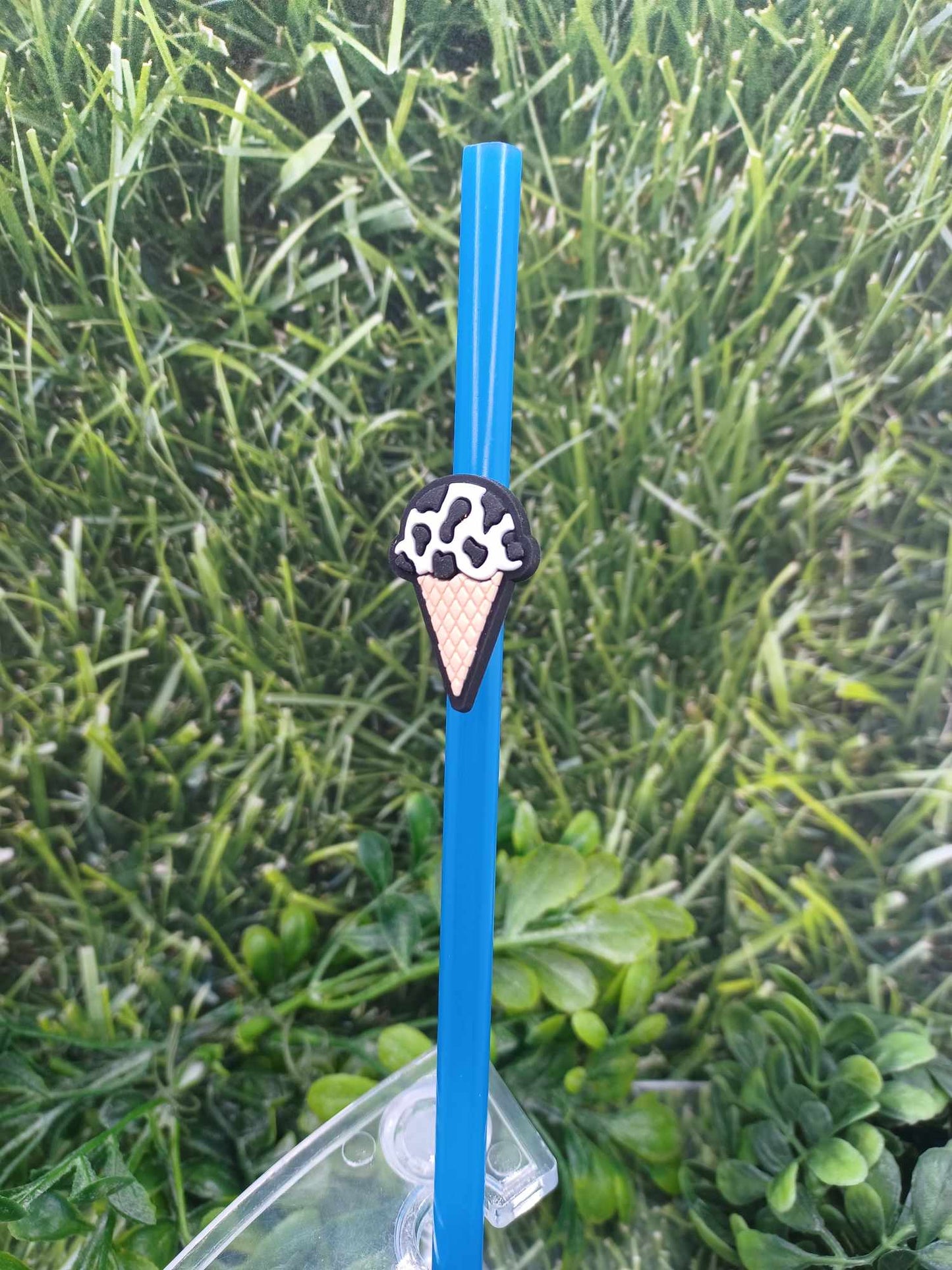 Ice Cream Straw Charm w/ Blue Straw