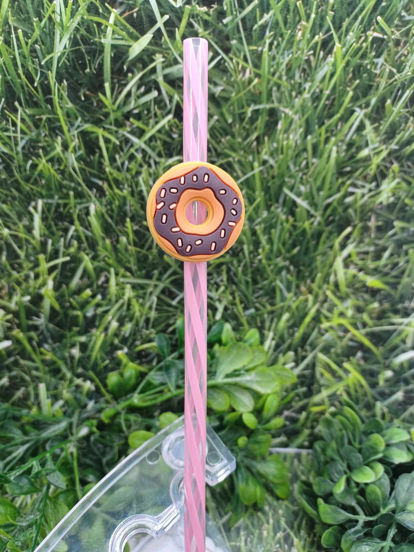 Iced Donut Straw Charm w/ Pink Straw