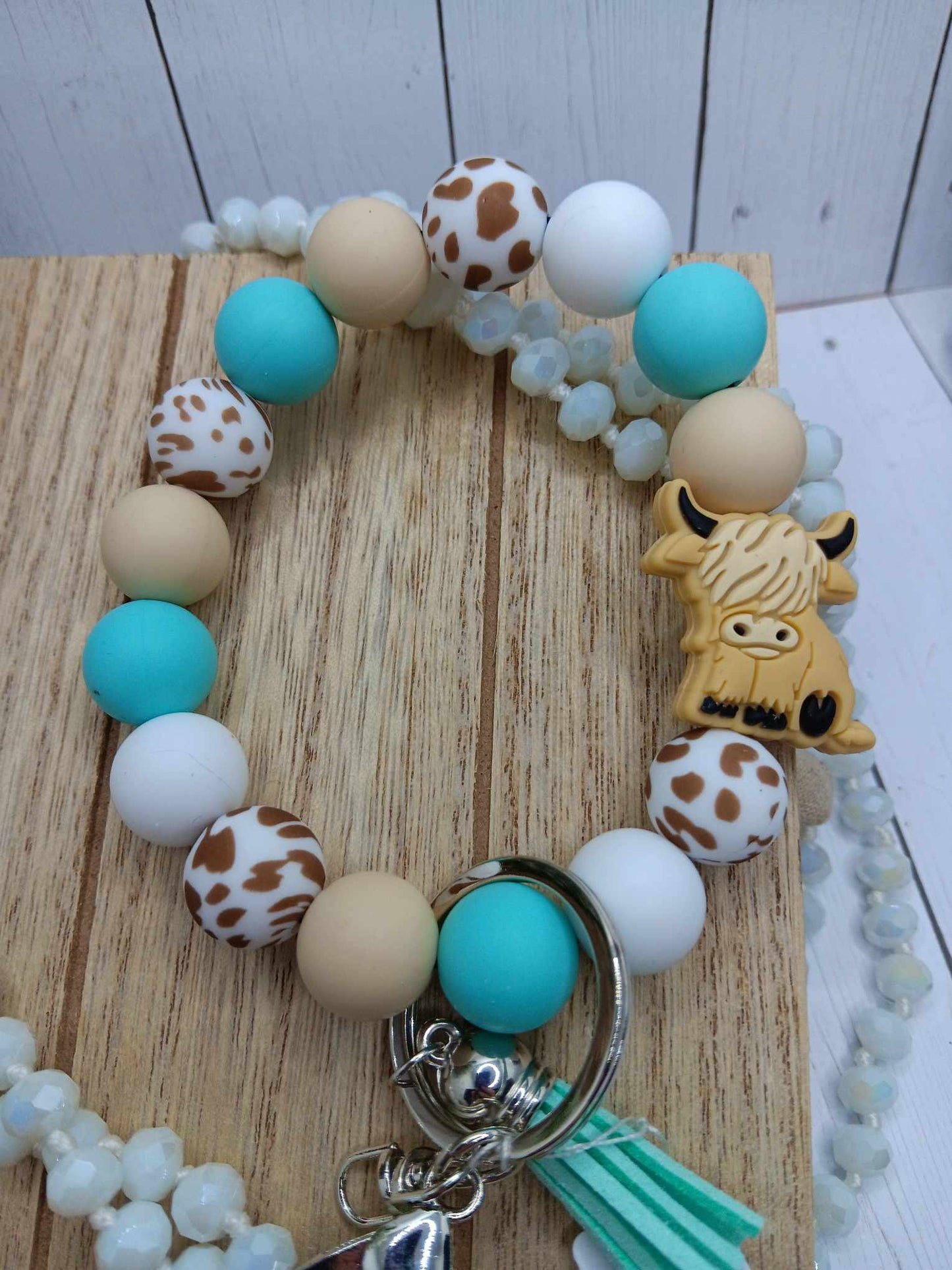 Teal Highland Cow Beaded Wristlet