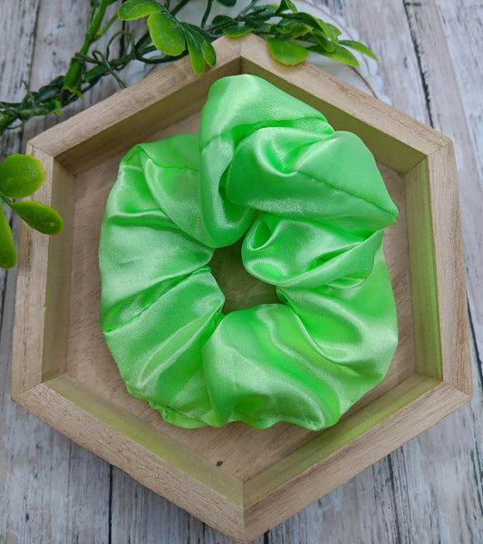 Green Light up Scrunch