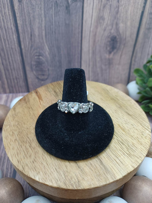 Silver Ring w/ White Rhinestones & Heart - Size 9