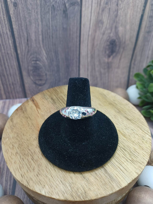 Silver Ring w/ White Center Rhinestone & Pink Rhinestone Accents - Size 7