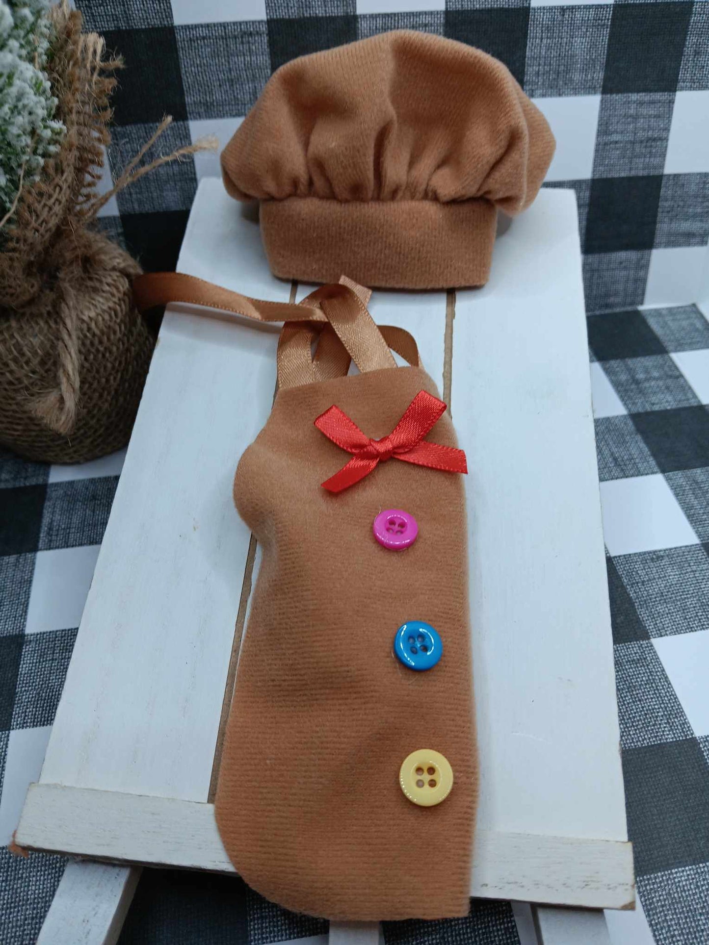 Gingerbread E L F Outift