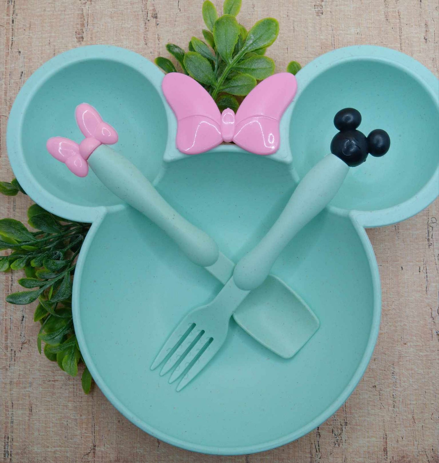 Teal Mouse Dish & Silverware Set