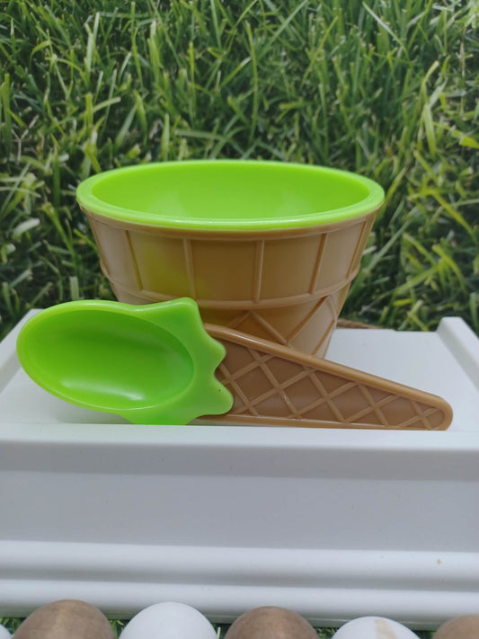 Green Ice Cream Waffle Cone Bowl w/ Spoon