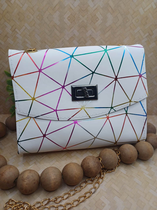 White Purse w/ Chain Strap Detail