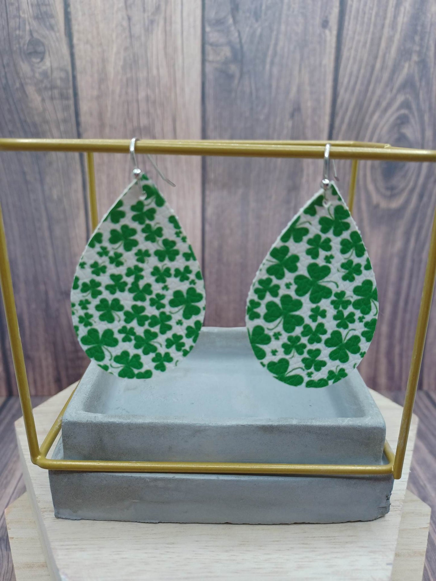 White Leather Style Earrings w/ Green Shamrock Pattern