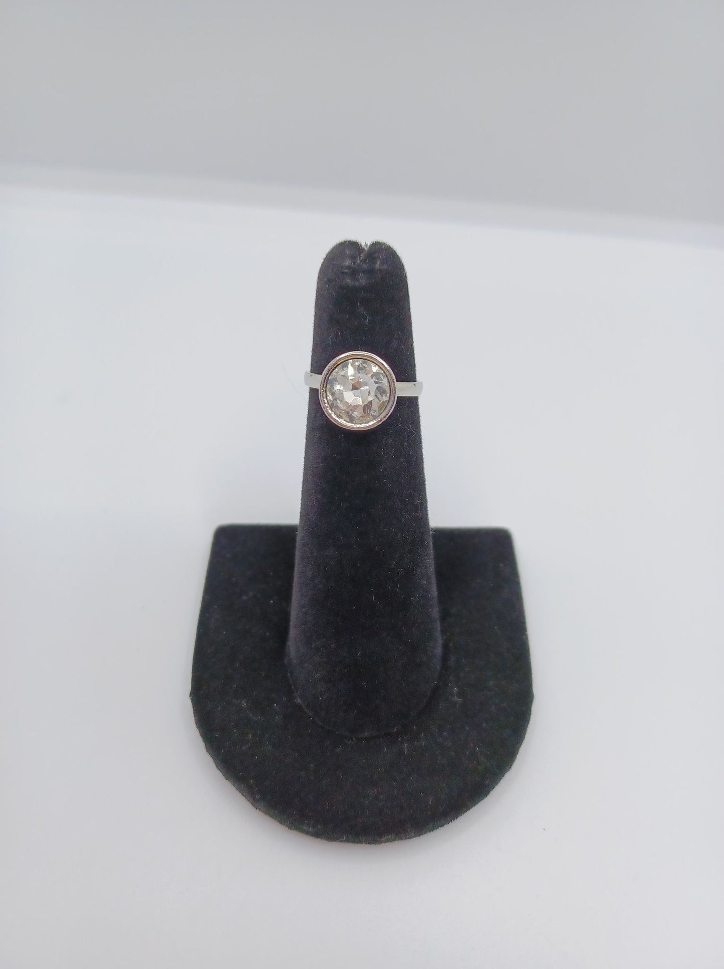 White Circular Rhinestone Ring