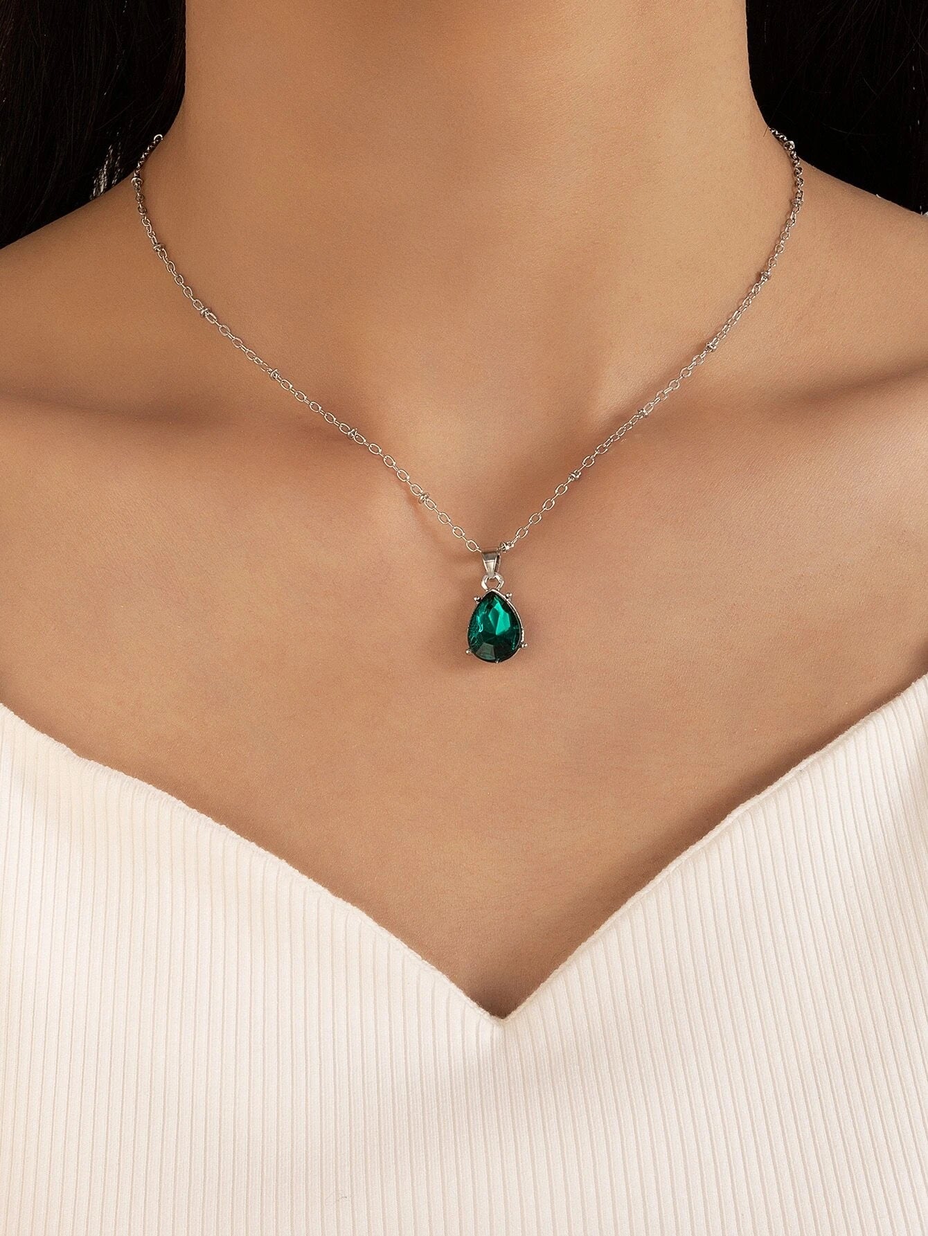 Silver Necklace w/ Emerald Green Style Rhinestone Pendant