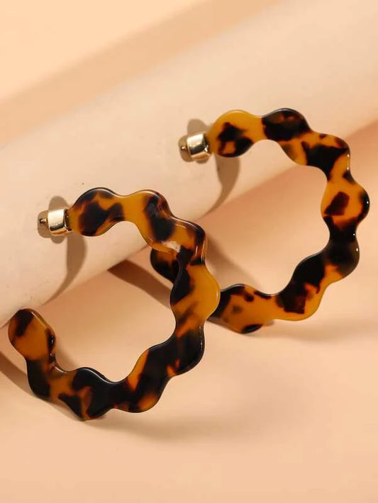 Tortoise Shell Acrylic Style Wavy Hoop Earrings
