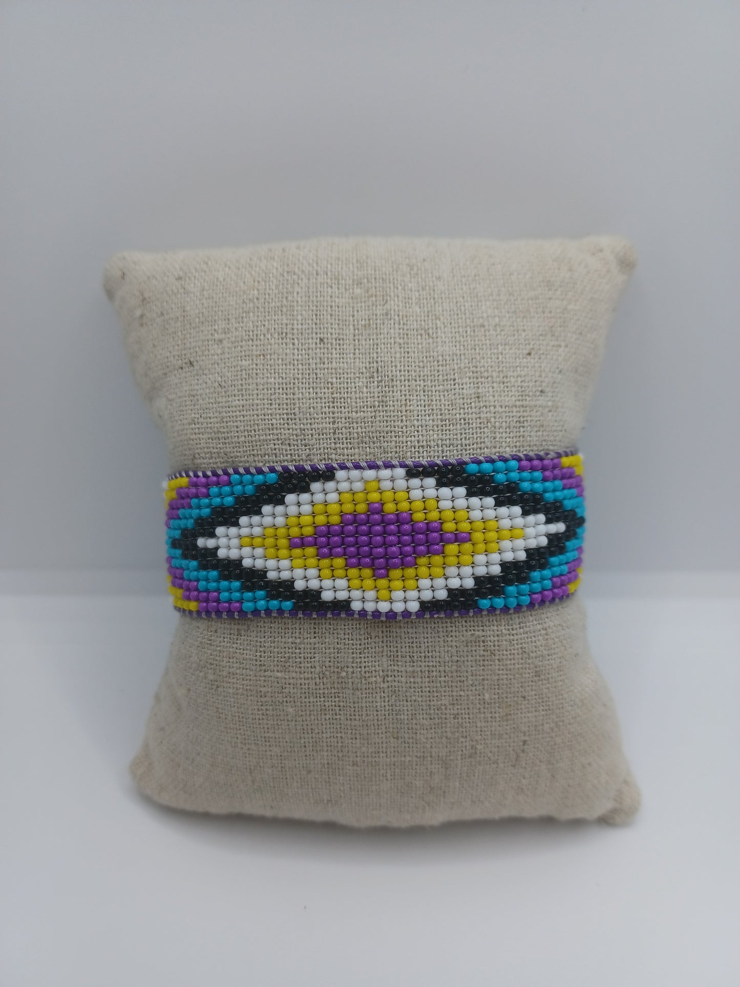 Purple Seabead Pull Style Bracelet