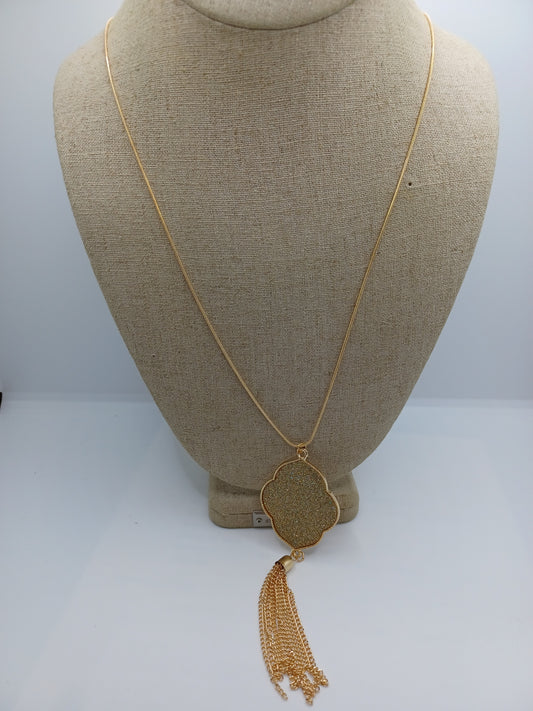 Gold Glitter Style Necklace