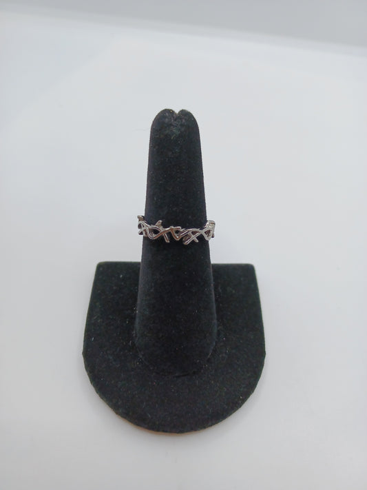 Gunmetal Ring w/ Vine Style Pattern