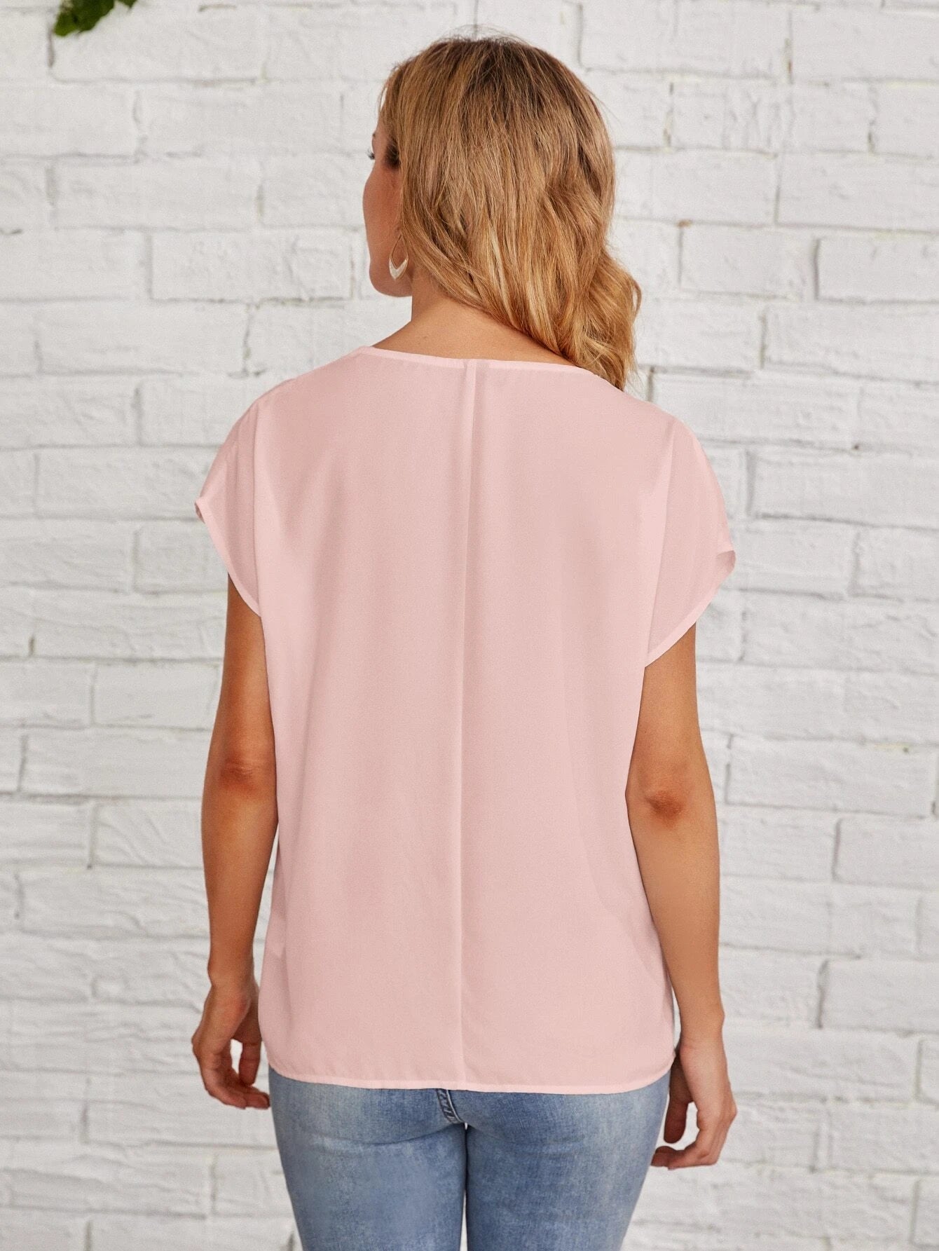 Light Pink Lace V Neck Style Top - Size XL