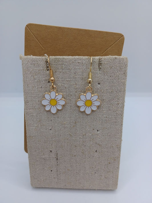 Gold Daisy Earrings