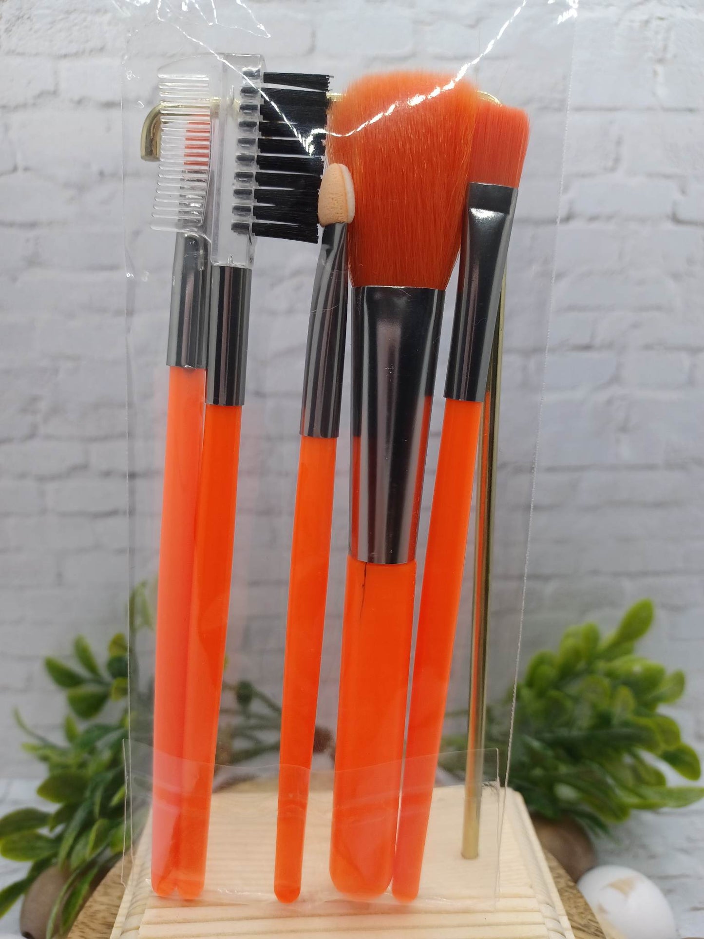 NEON Orange Makeup Brush Set