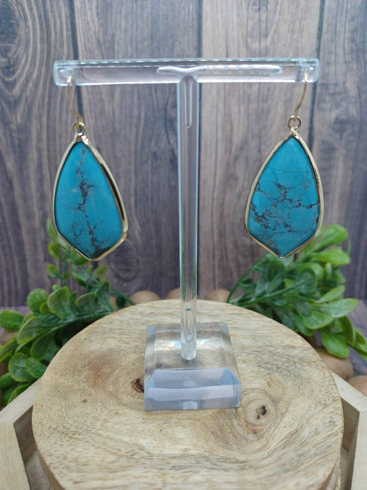 Turquoise Crackle Stone Teardrop Shaped Earrings