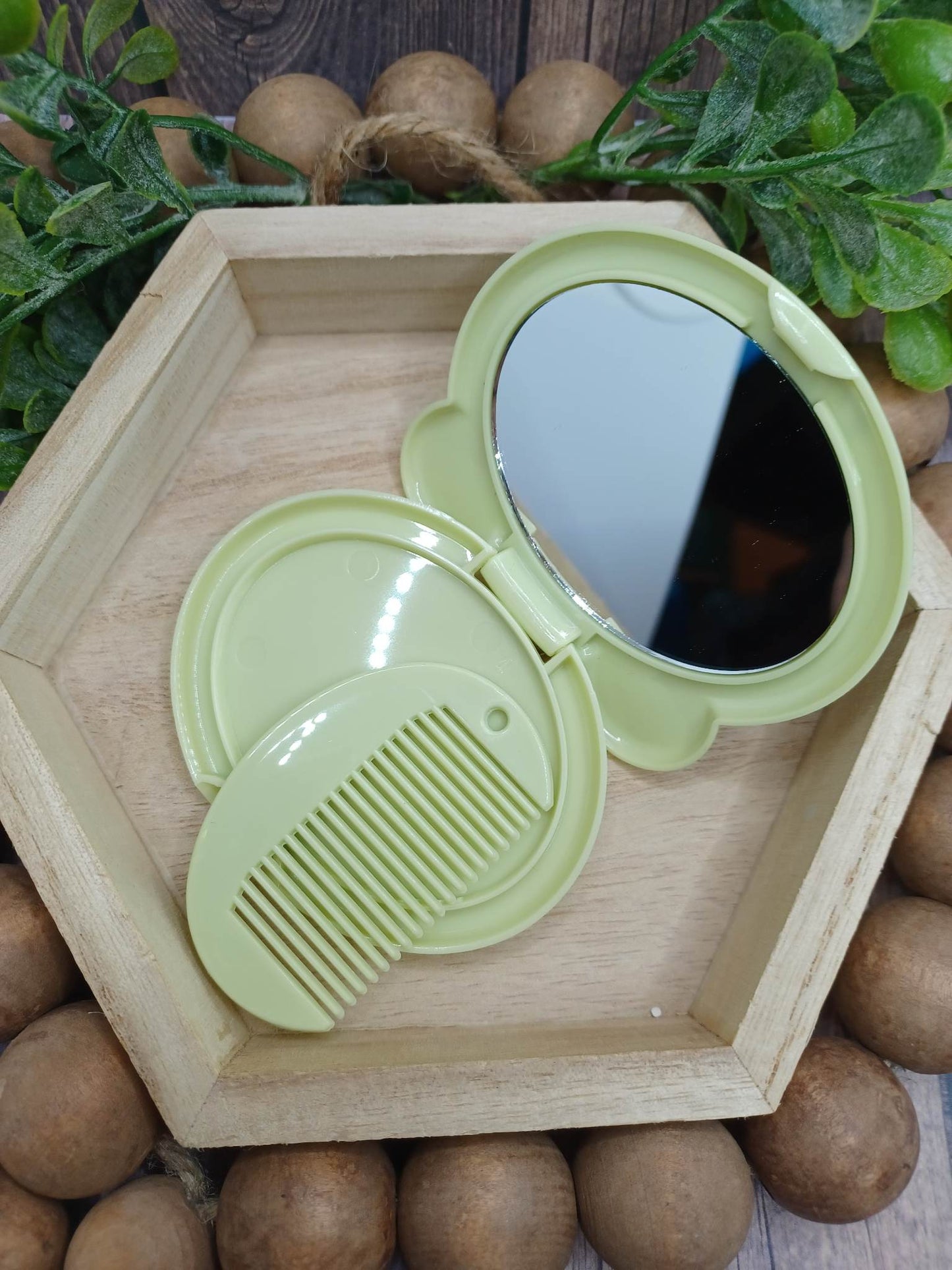 Green Dinosaur Keychain & Comb Mirror Set