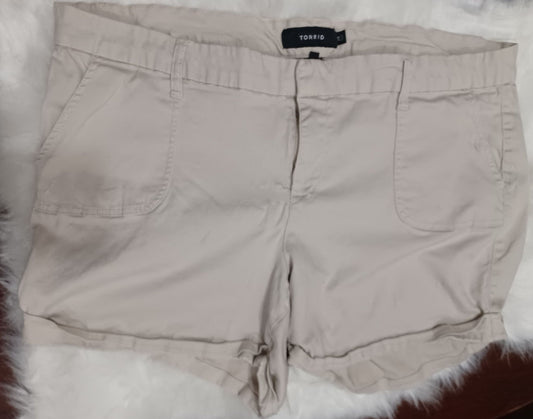 Torrid Khaki Shorts - Size 24