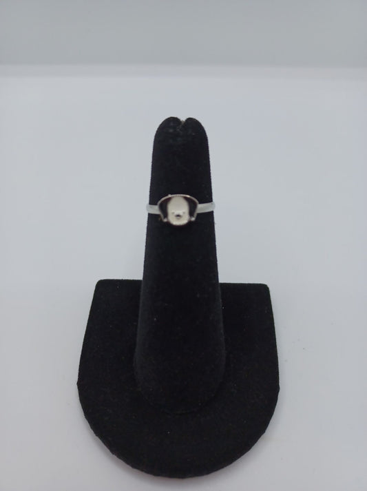 Black & White Dog Ring