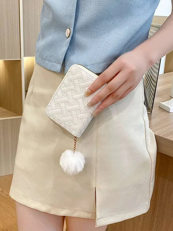 White Quilted Wallet w/ Pon Detail