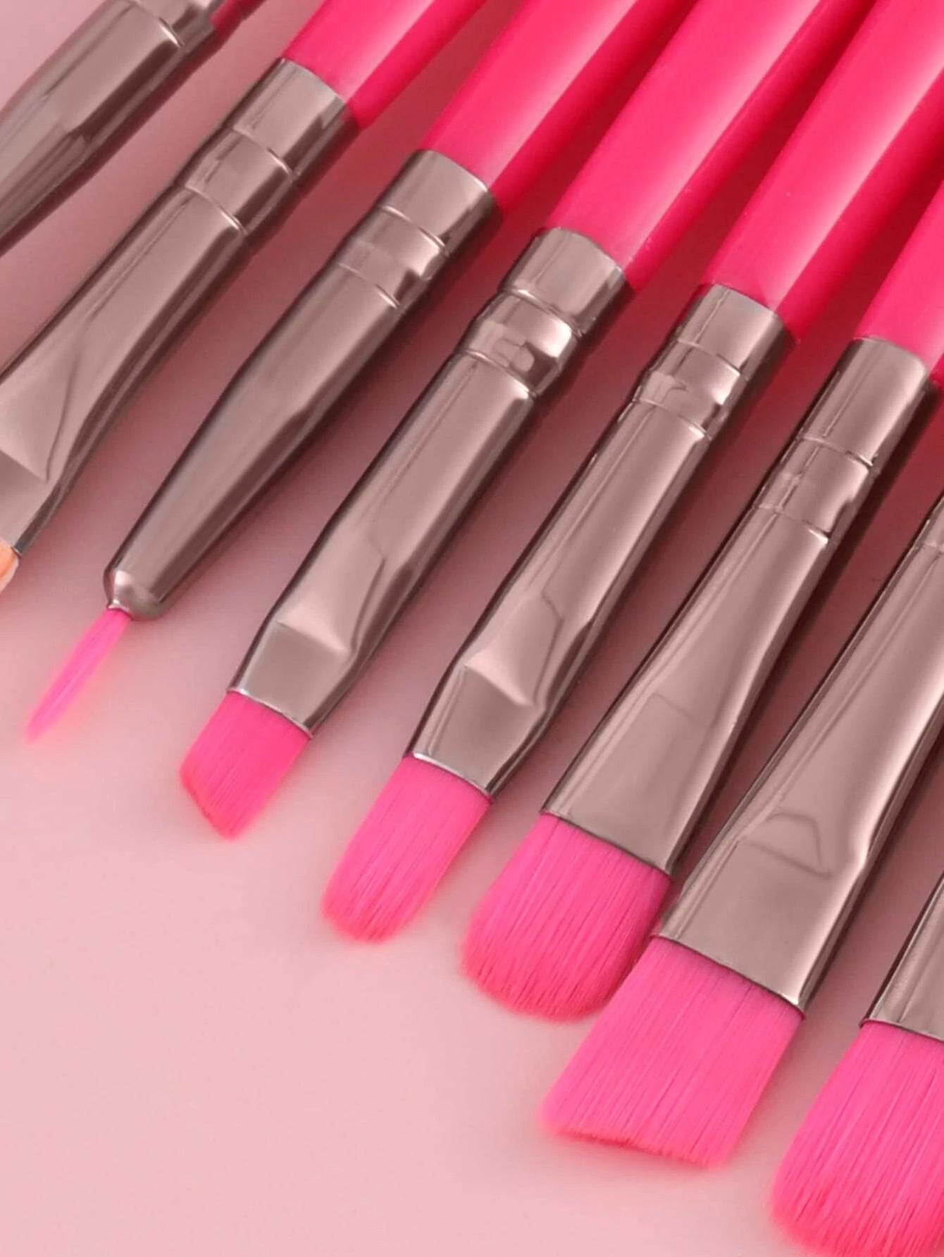 Hot Pink Makeup Brush Set
