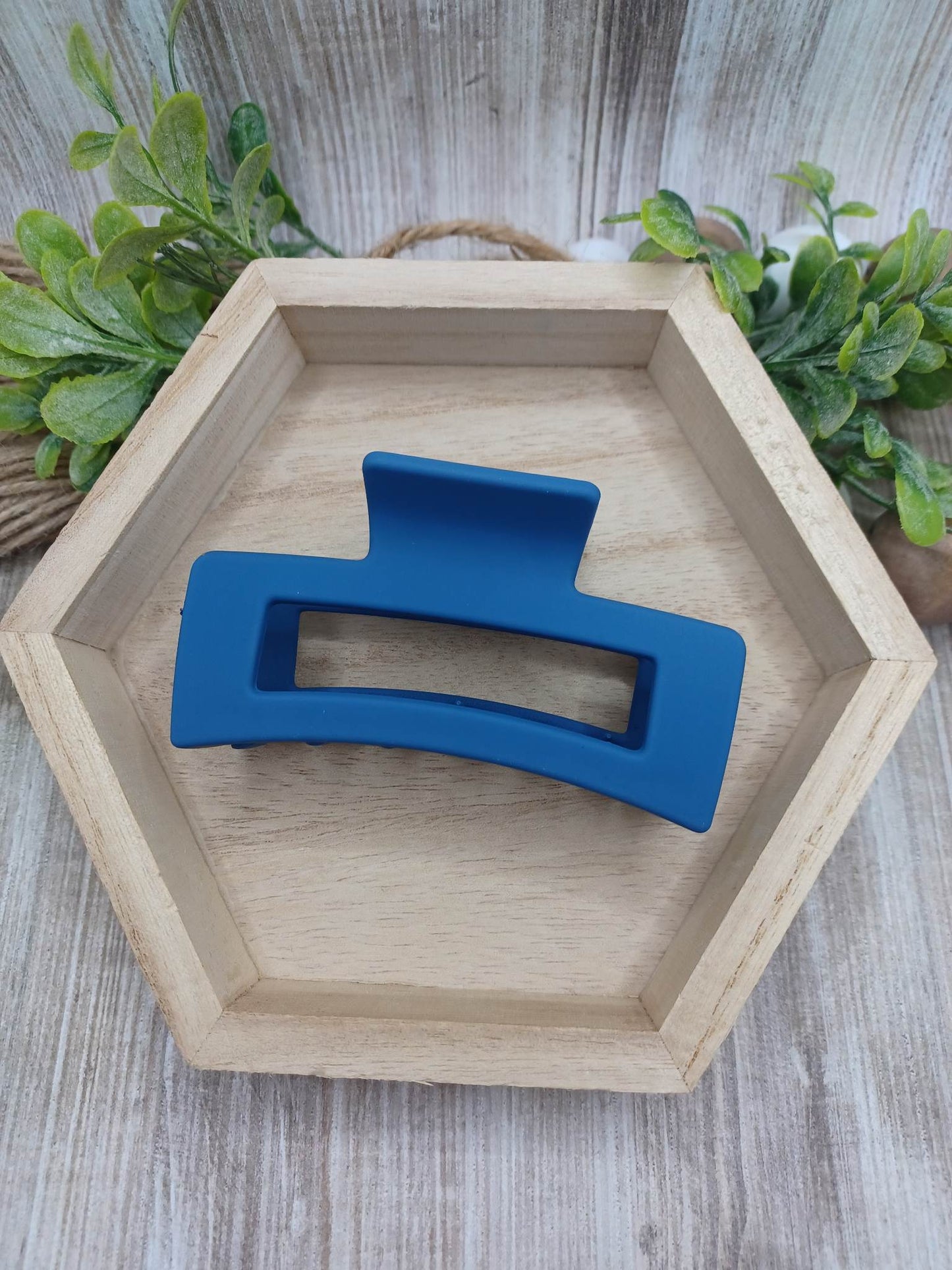 Blue Hair Jaw Clip