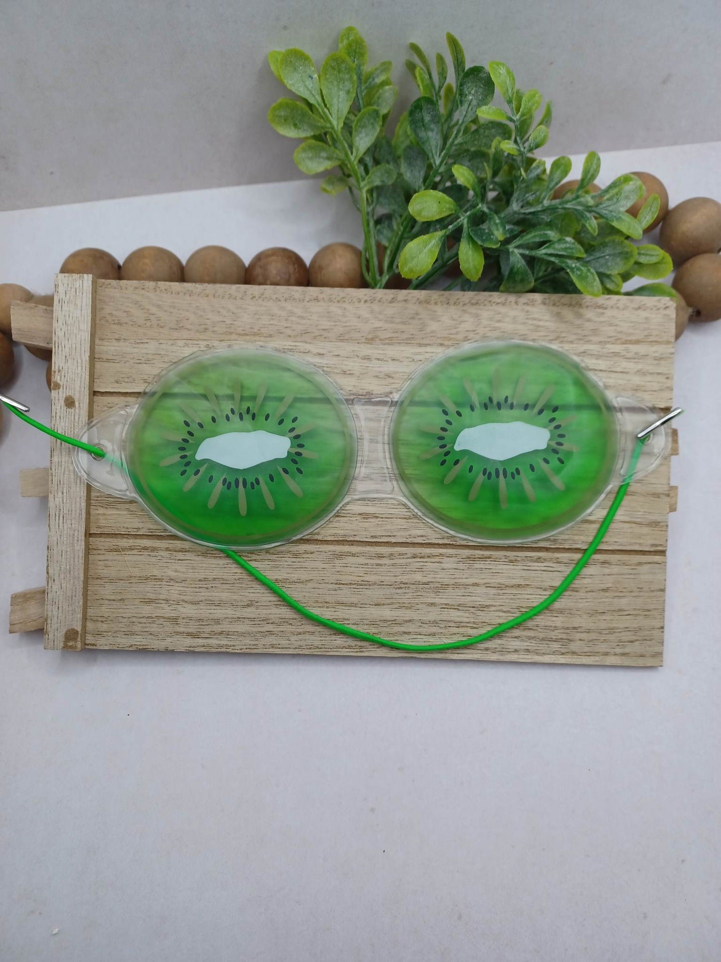 Kiwi Gel Eye Mask