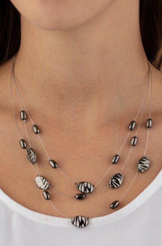 Silver Wire Style Necklace w/ Gunmetal/Grey Style Pendant Accents