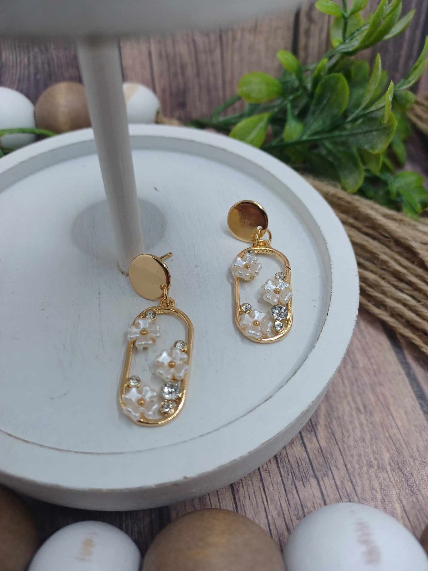 Gold Rounded Floral Earrings w/ White Flowers & Rhinestones