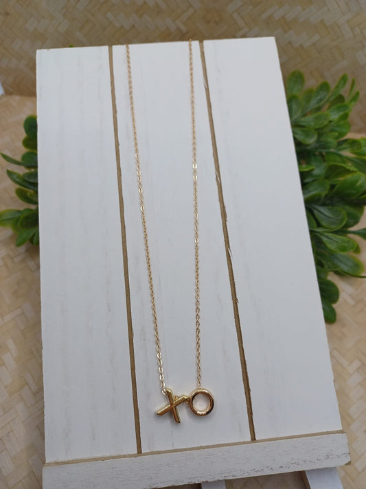 Gold "XO" Necklace