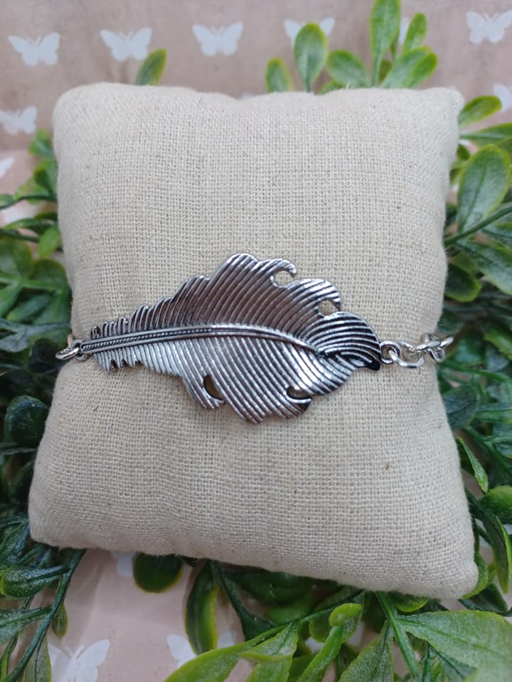 Silver Feather Style Bracelet