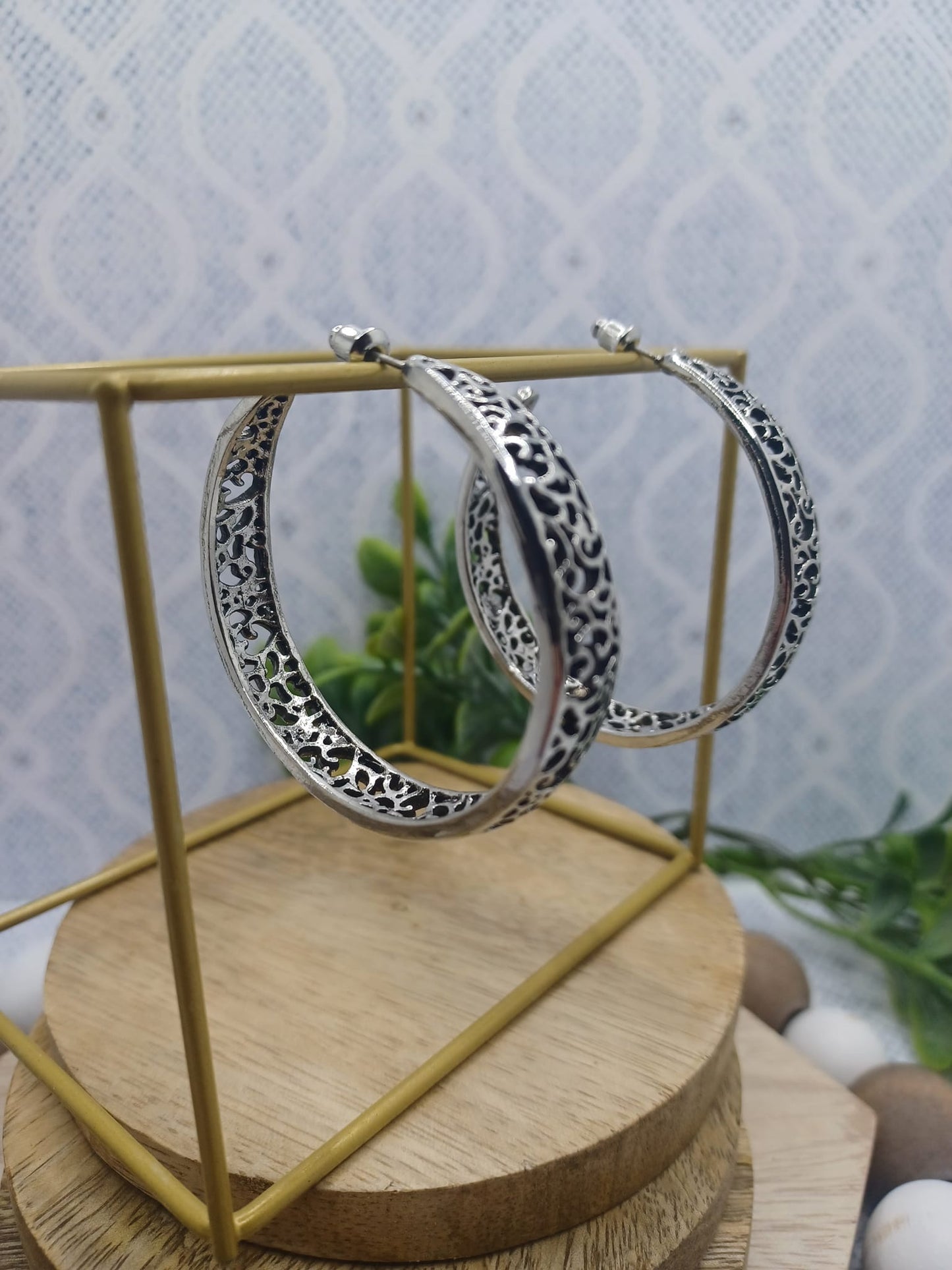 Silver Filigree Patterned Earrings