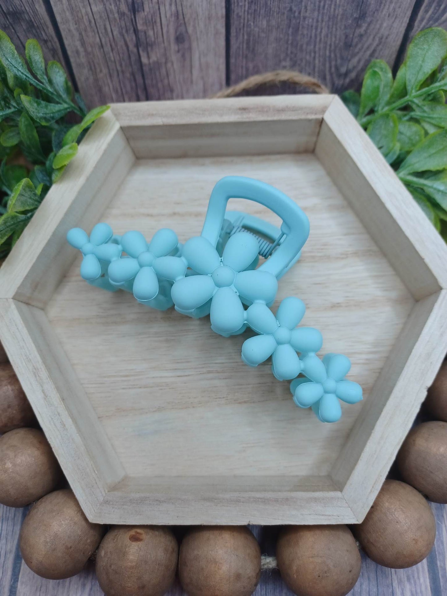 Light Blue Flower Jaw Clip