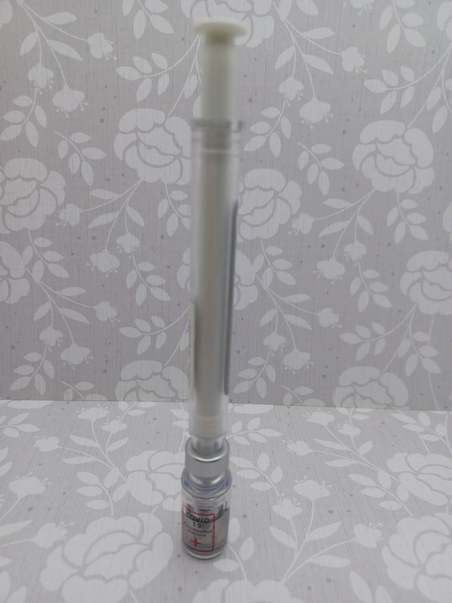 White Covid 19 Ink Pen
