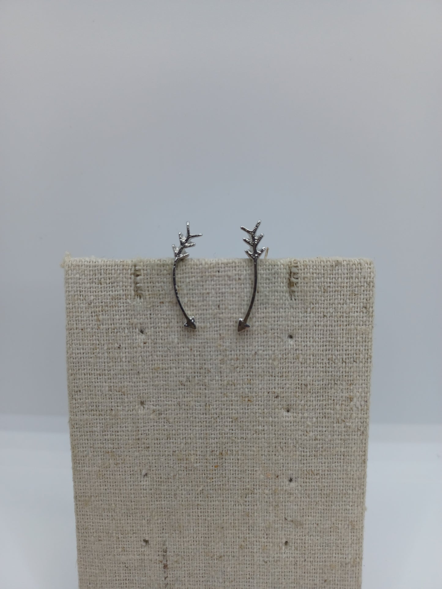 Ear Crawlers with an Arrow Design