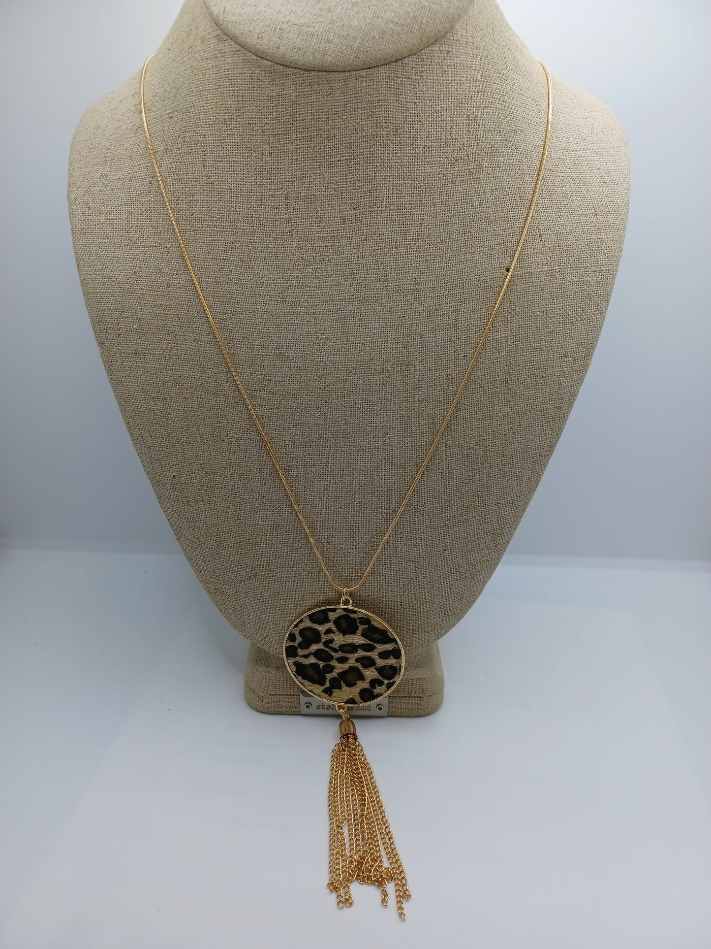 Leopard Circular Necklace