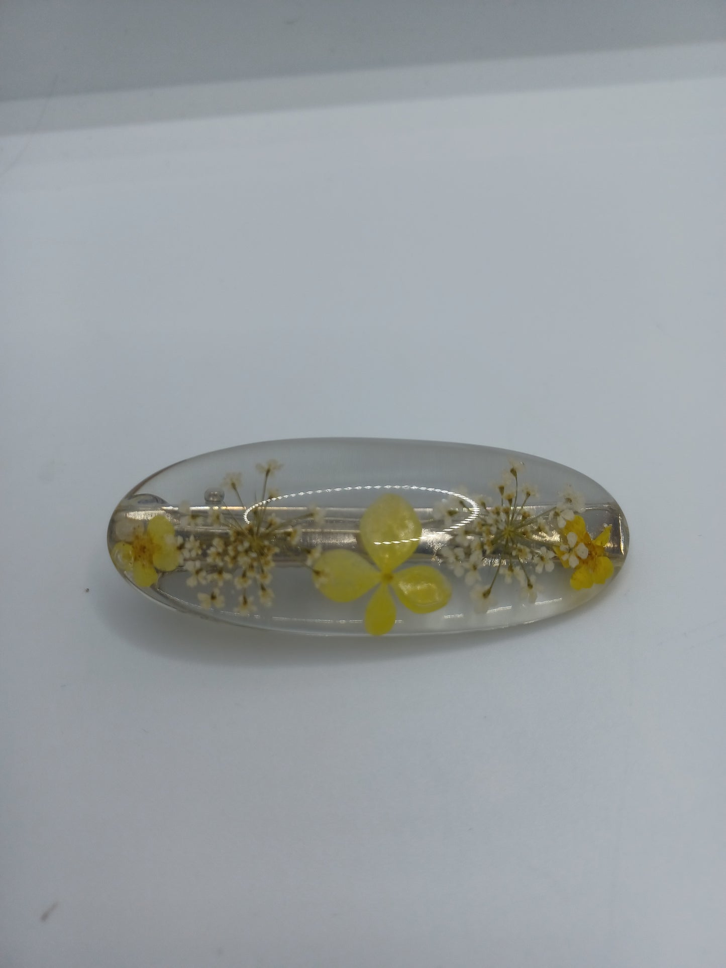 Acrylic Hair Accessory w/ Pressed Yellow Flowers & Baby's Breath